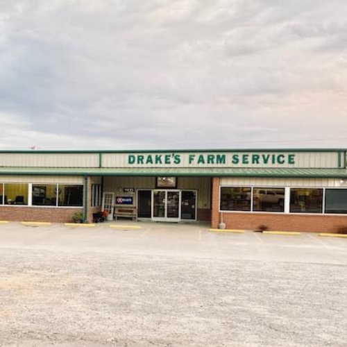 Drakes Farm Service store front